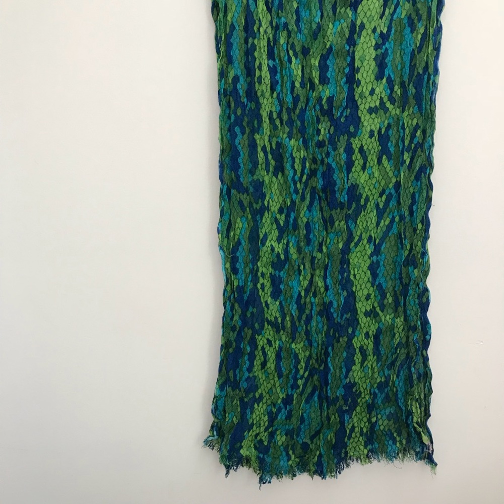 [Lilly Pulitzer] Crinkle Scarf - Show Me Some Skin